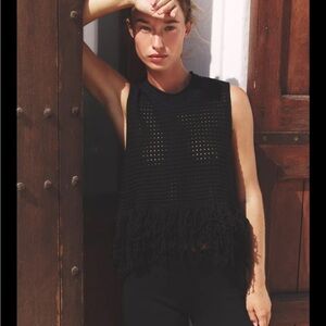 FRINGED CHECK KNIT TOP